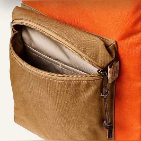 Filson Surveyor 25L Backpack Waxed Corduroy NWT LAST ONE - Picture 5 of 7